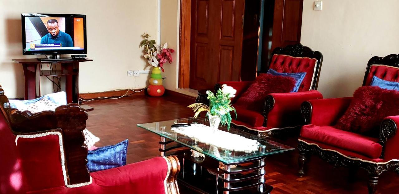 Family Nest Guesthouse Kisumu Extérieur photo