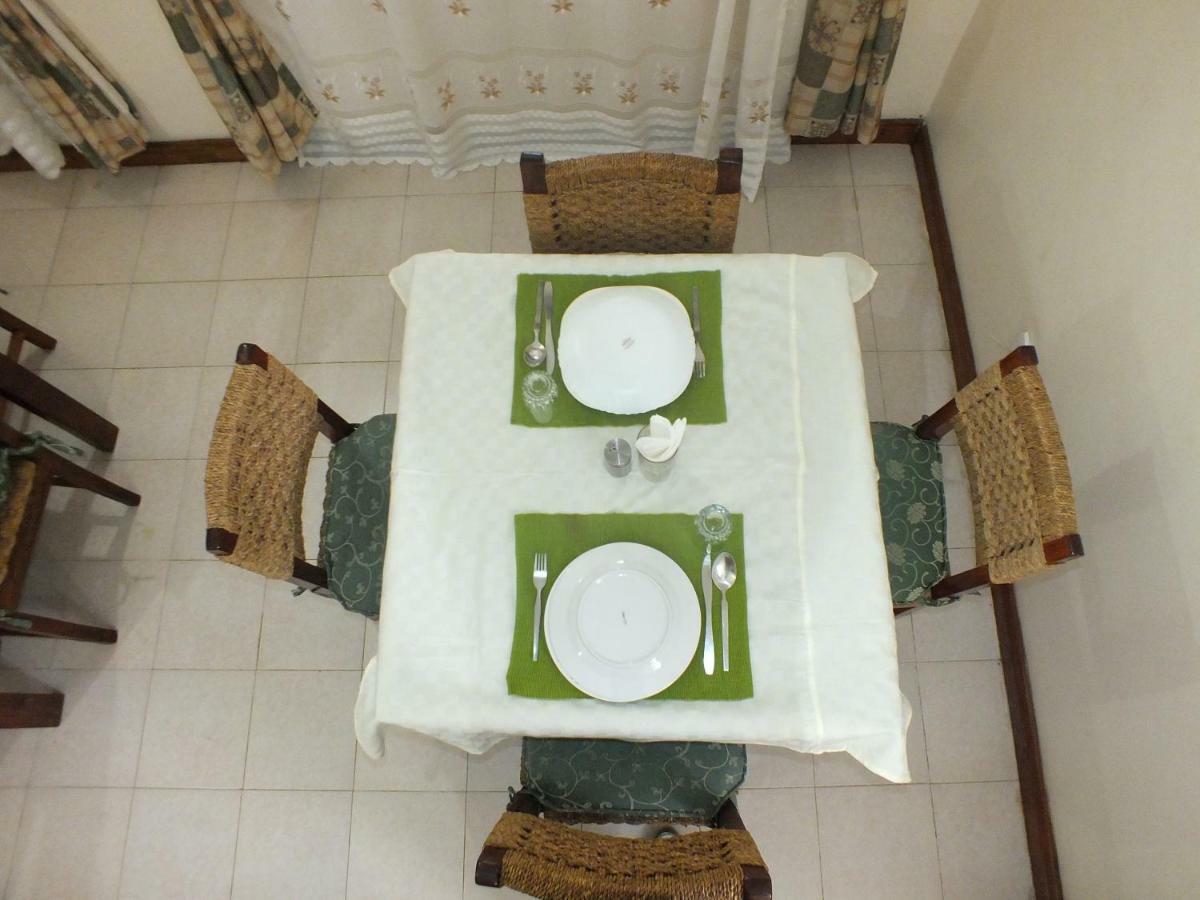 Family Nest Guesthouse Kisumu Extérieur photo